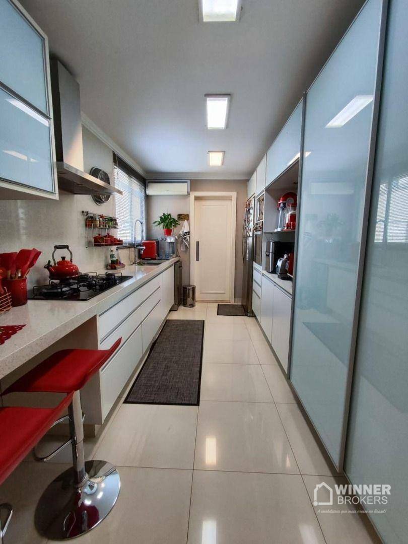 Apartamento à venda com 3 quartos, 150m² - Foto 8