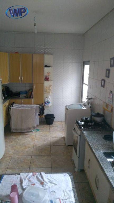 Sobrado à venda com 2 quartos, 197m² - Foto 6