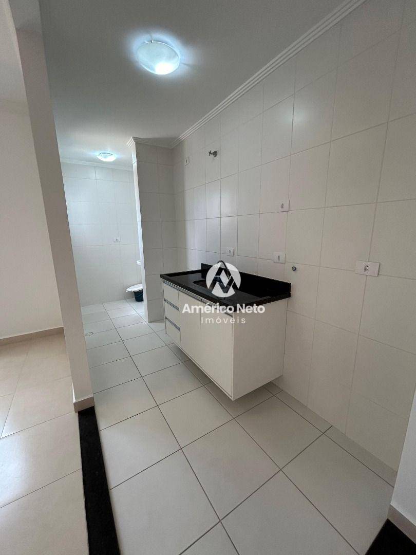 Apartamento para alugar com 2 quartos, 53m² - Foto 4