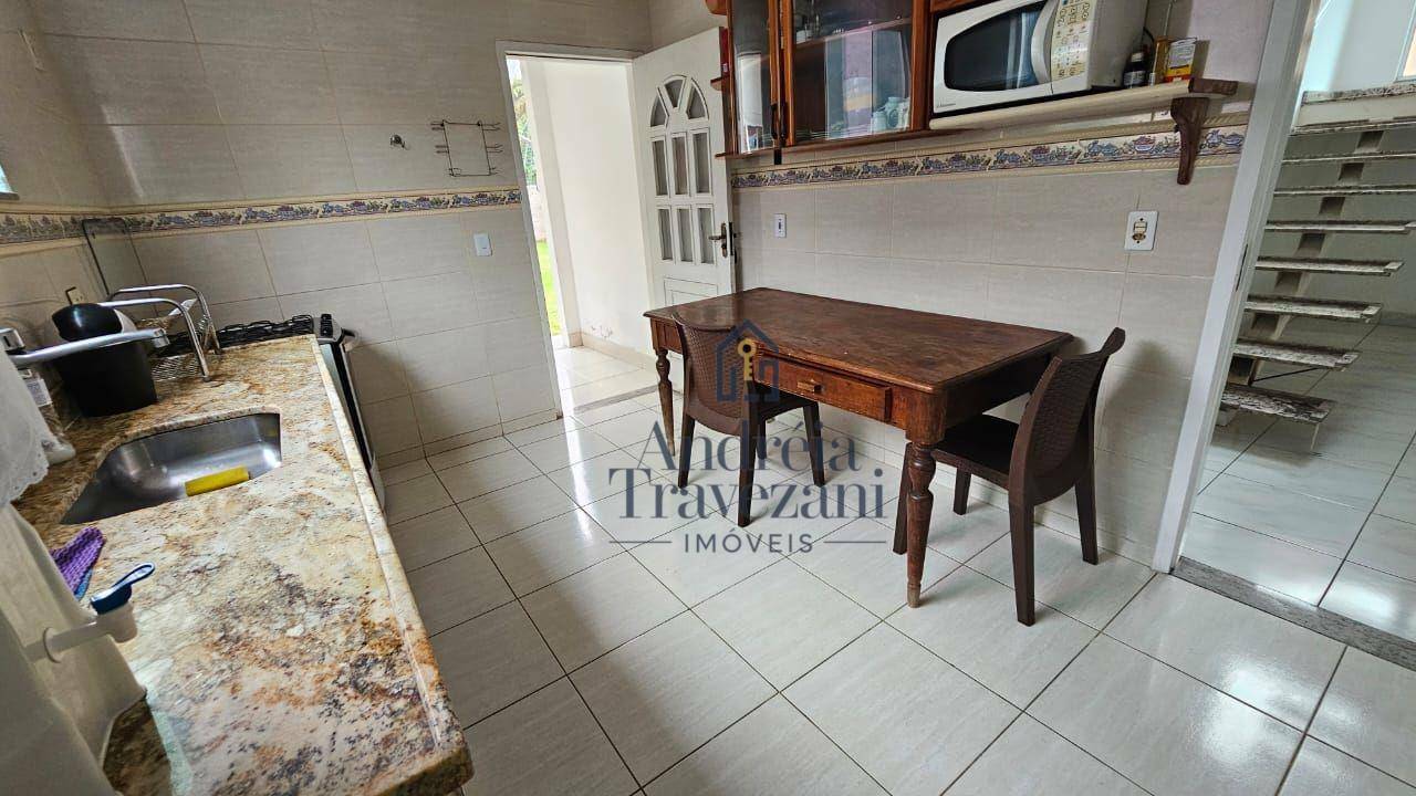 Casa de Condomínio à venda com 3 quartos, 162m² - Foto 8