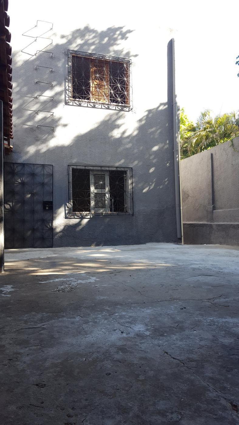 Casa para alugar com 4 quartos, 188m² - Foto 31