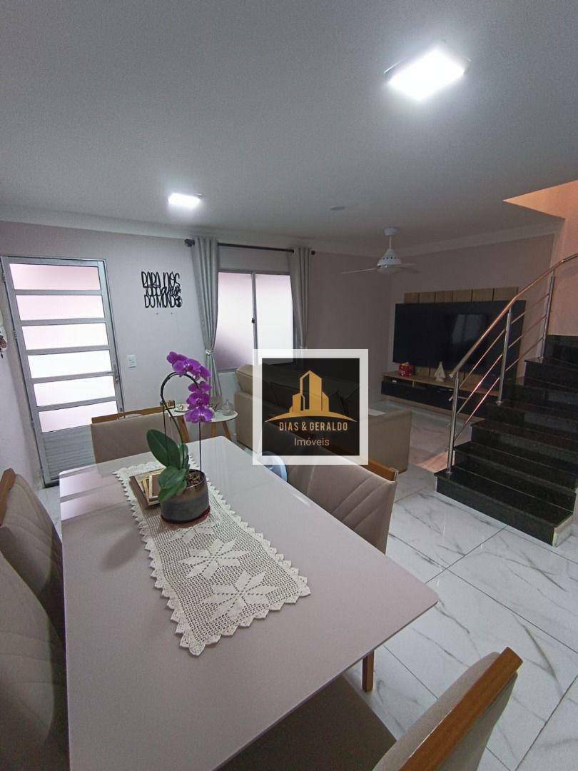 Sobrado à venda com 2 quartos, 80m² - Foto 2