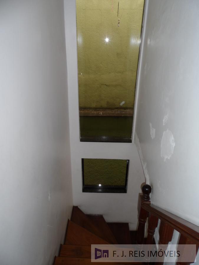 Sobrado à venda com 3 quartos, 250m² - Foto 19