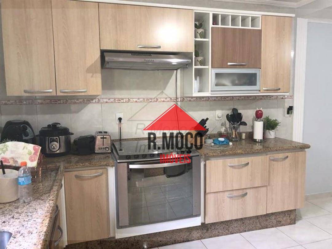 Sobrado à venda com 4 quartos, 180m² - Foto 9