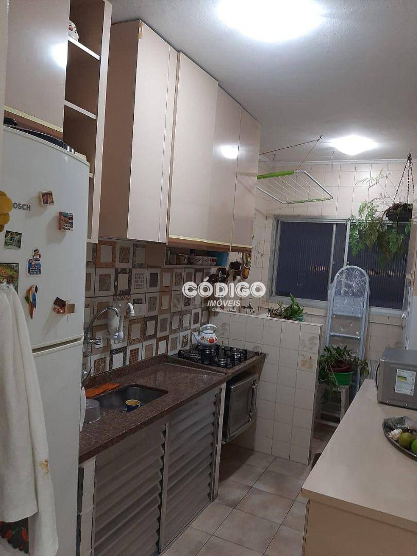 Apartamento à venda com 2 quartos, 61m² - Foto 5