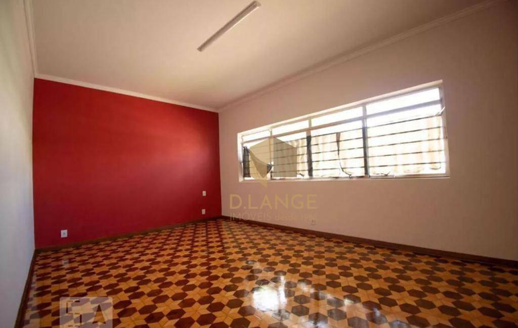 Casa à venda com 3 quartos, 214m² - Foto 3