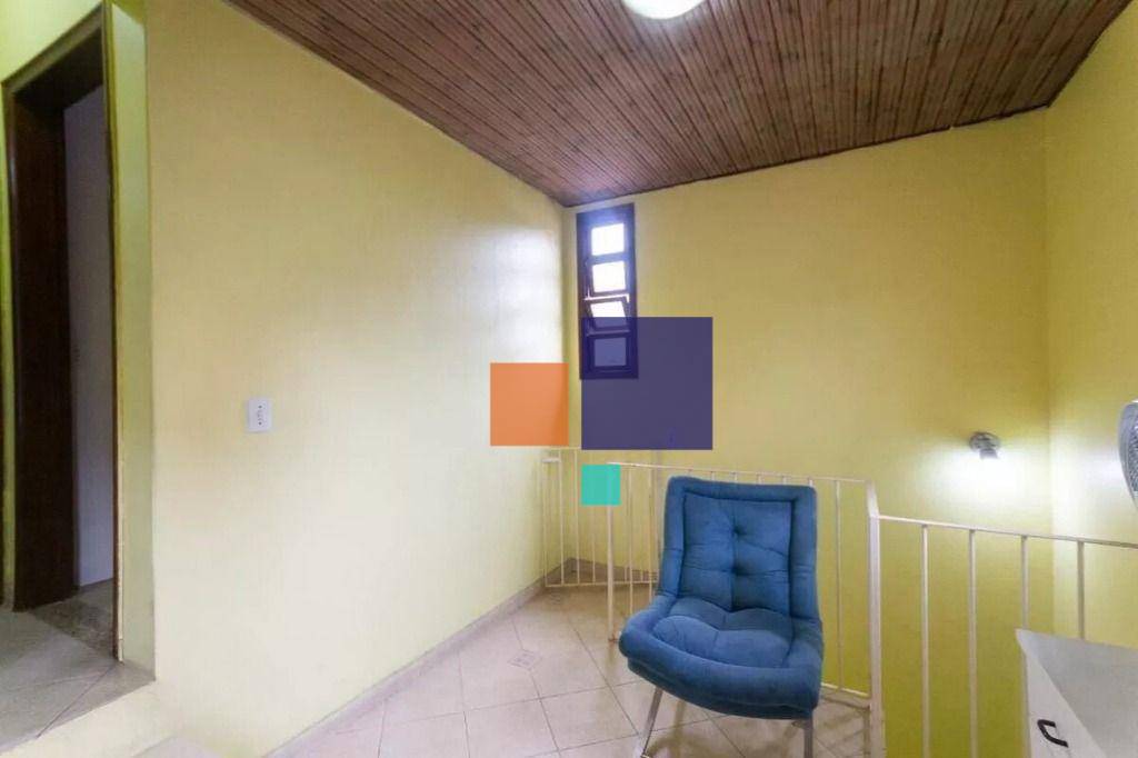 Sobrado à venda com 4 quartos, 274m² - Foto 47