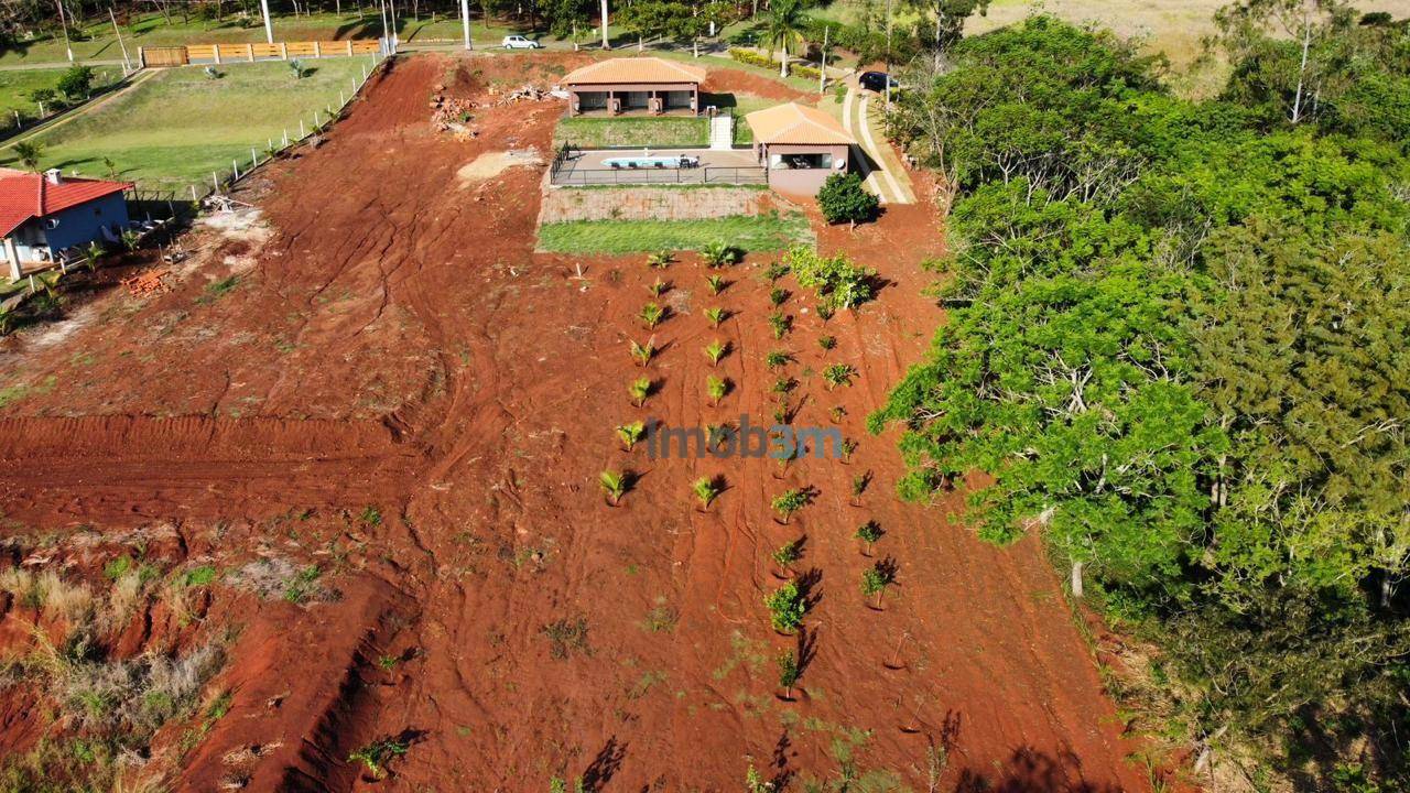 Chácara à venda com 3 quartos, 2400m² - Foto 16