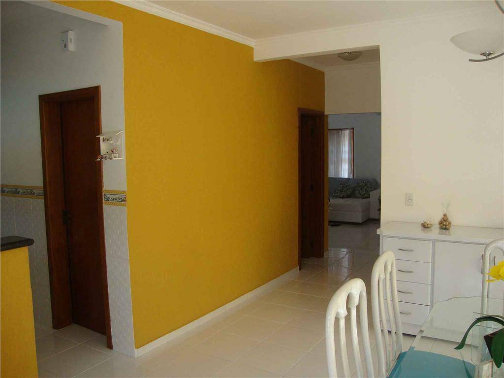 Sobrado à venda com 3 quartos, 300m² - Foto 4