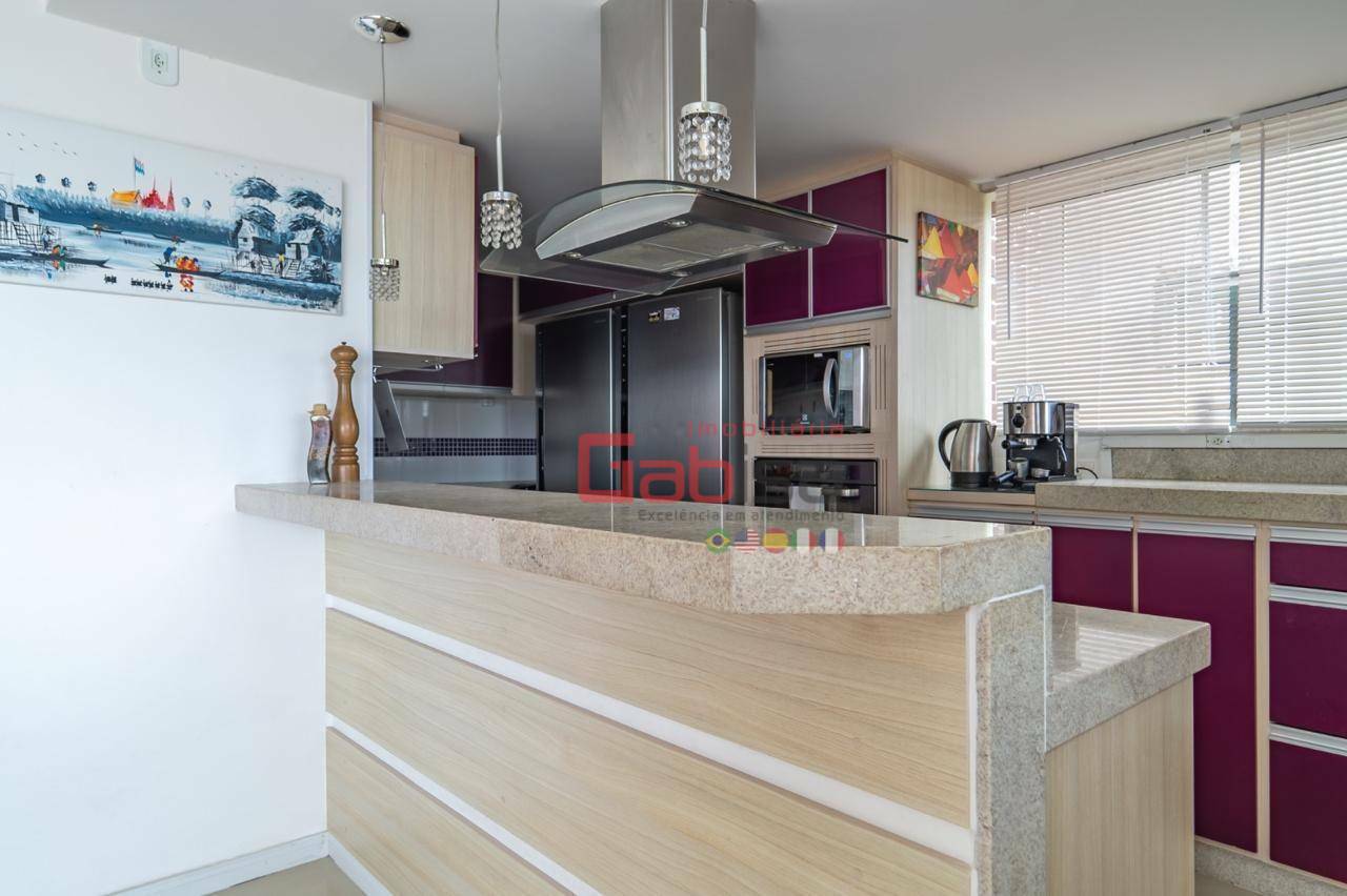 Cobertura à venda com 4 quartos, 210m² - Foto 10