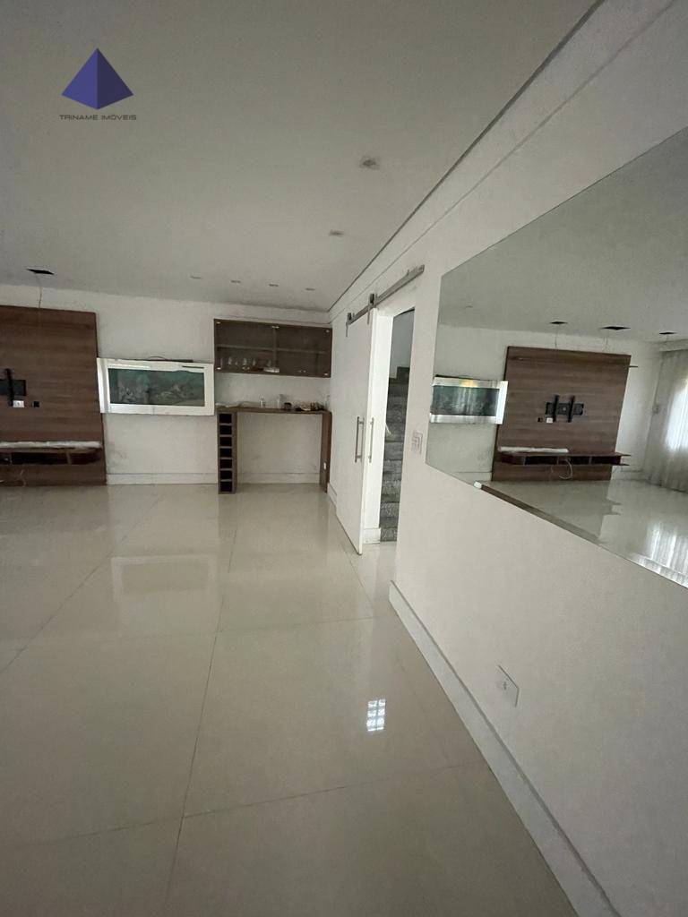 Sobrado à venda com 3 quartos, 250m² - Foto 4