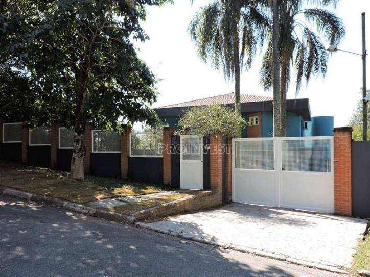 Casa de Condomínio à venda e aluguel com 6 quartos, 550m² - Foto 2