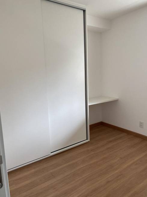 Apartamento à venda com 2 quartos, 70m² - Foto 6