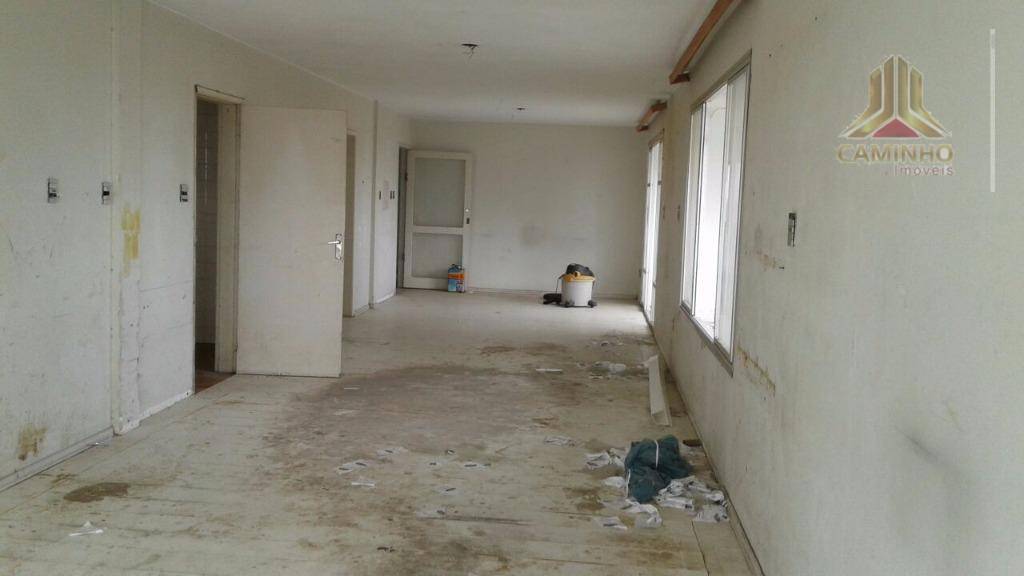 Cobertura à venda com 5 quartos, 225m² - Foto 2