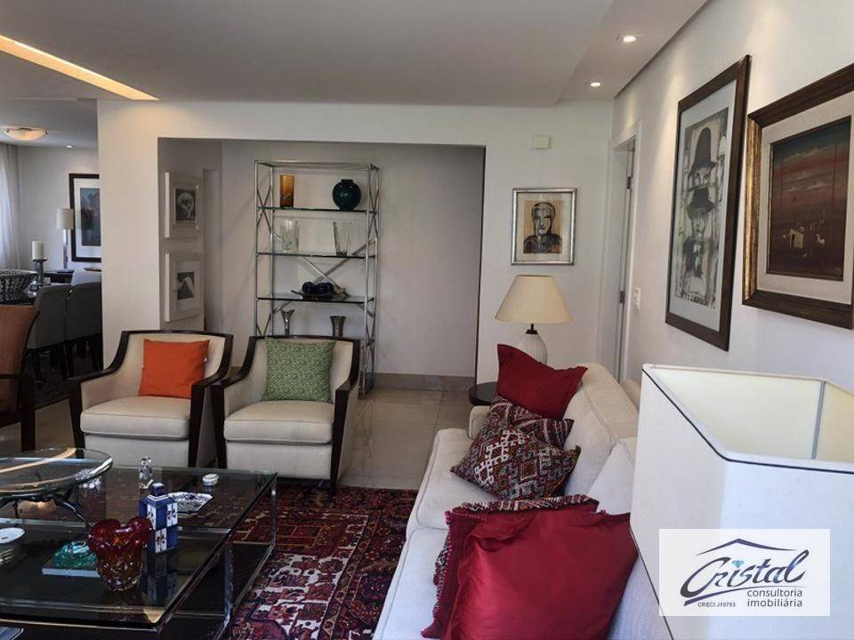 Apartamento à venda com 3 quartos, 180m² - Foto 7