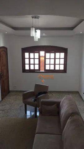 Sobrado à venda com 3 quartos, 180m² - Foto 2