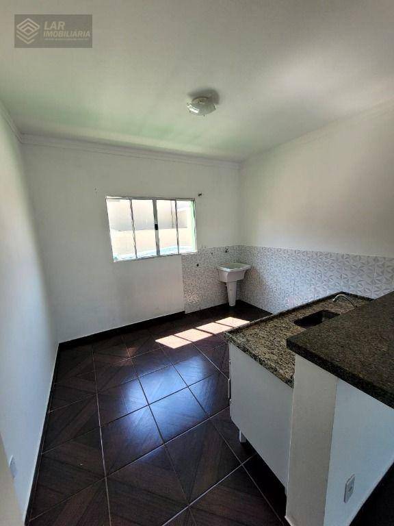 Casa para alugar com 2 quartos, 74m² - Foto 8