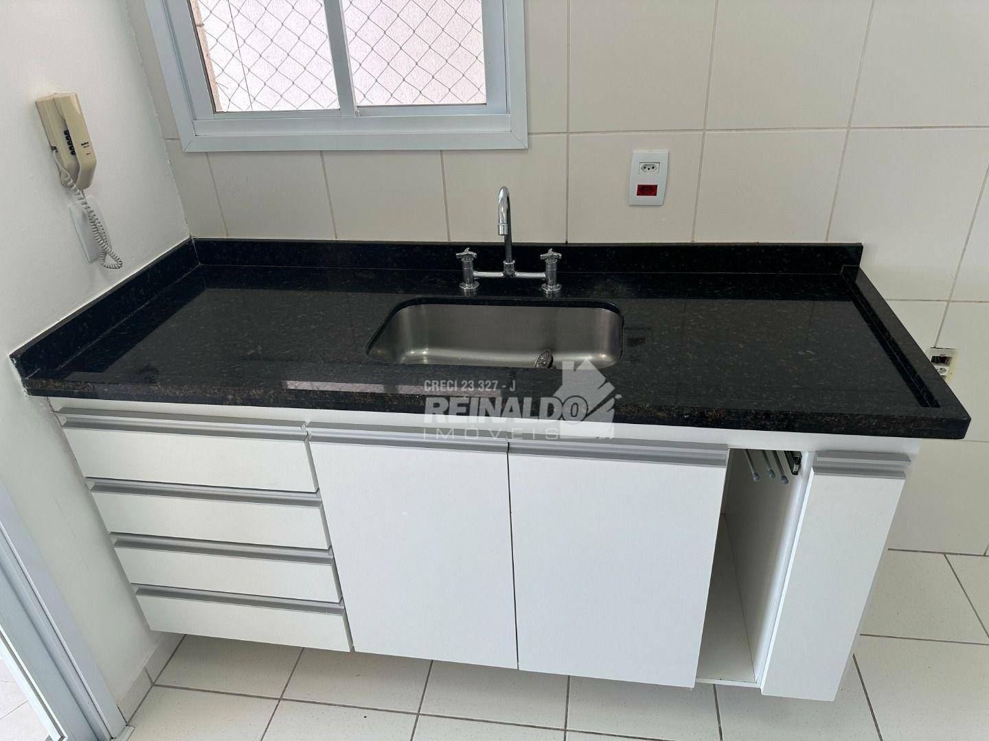 Apartamento para alugar com 3 quartos, 120m² - Foto 11