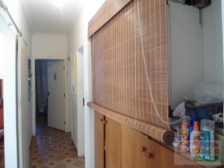 Casa à venda com 3 quartos, 350m² - Foto 10