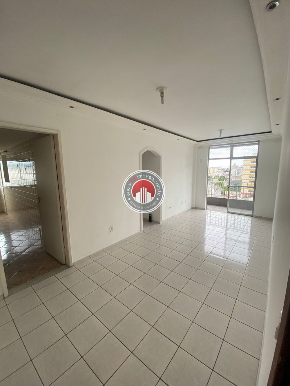 Apartamento à venda com 3 quartos, 66m² - Foto 1