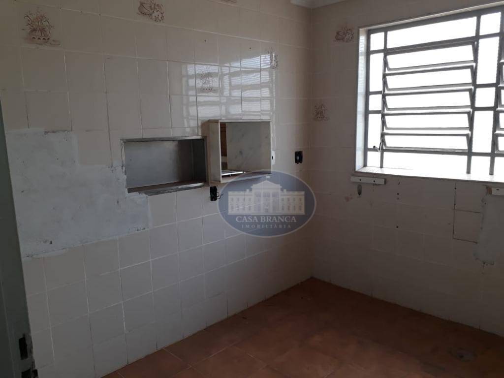 Casa à venda com 6 quartos, 400m² - Foto 22