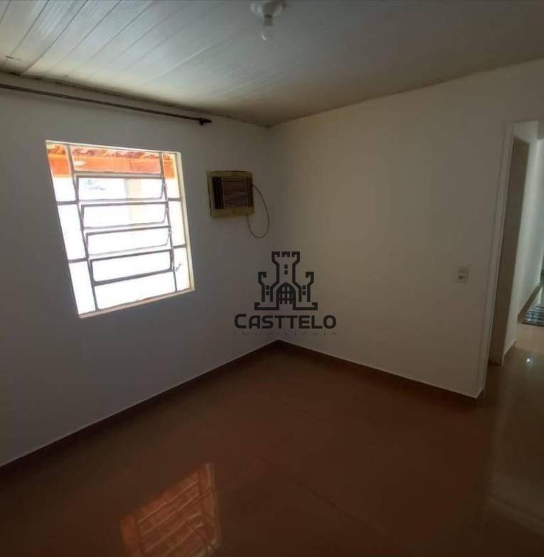 Casa à venda com 2 quartos, 120m² - Foto 5