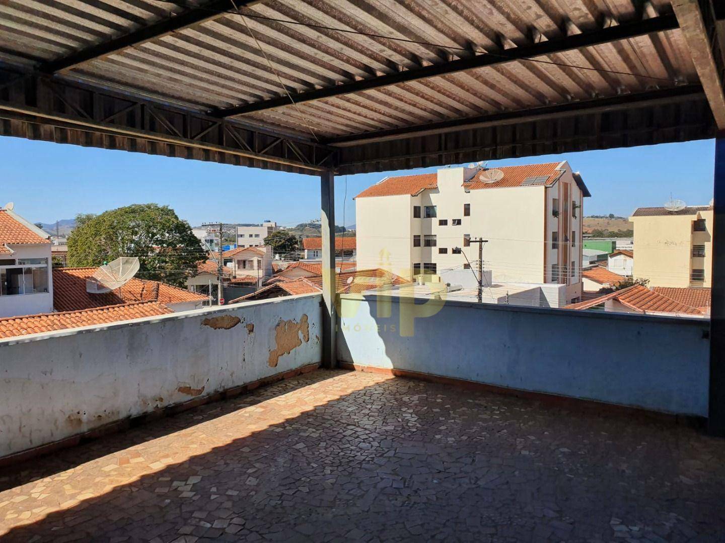 Casa à venda com 4 quartos, 273m² - Foto 20