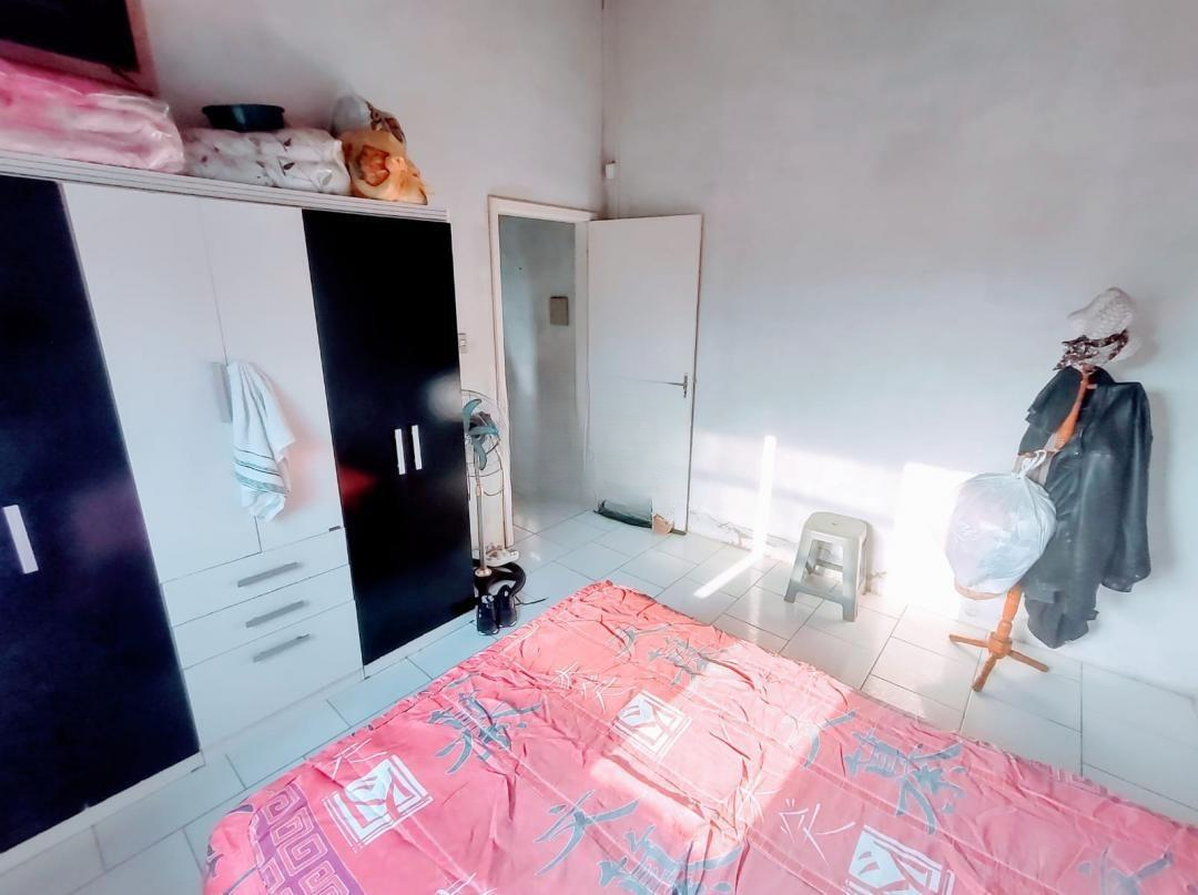 Casa à venda com 3 quartos, 130m² - Foto 14