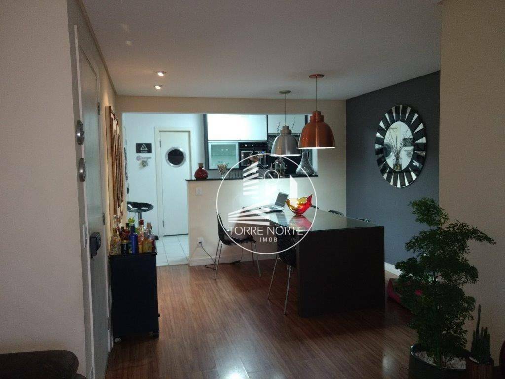 Apartamento à venda com 3 quartos, 102m² - Foto 1