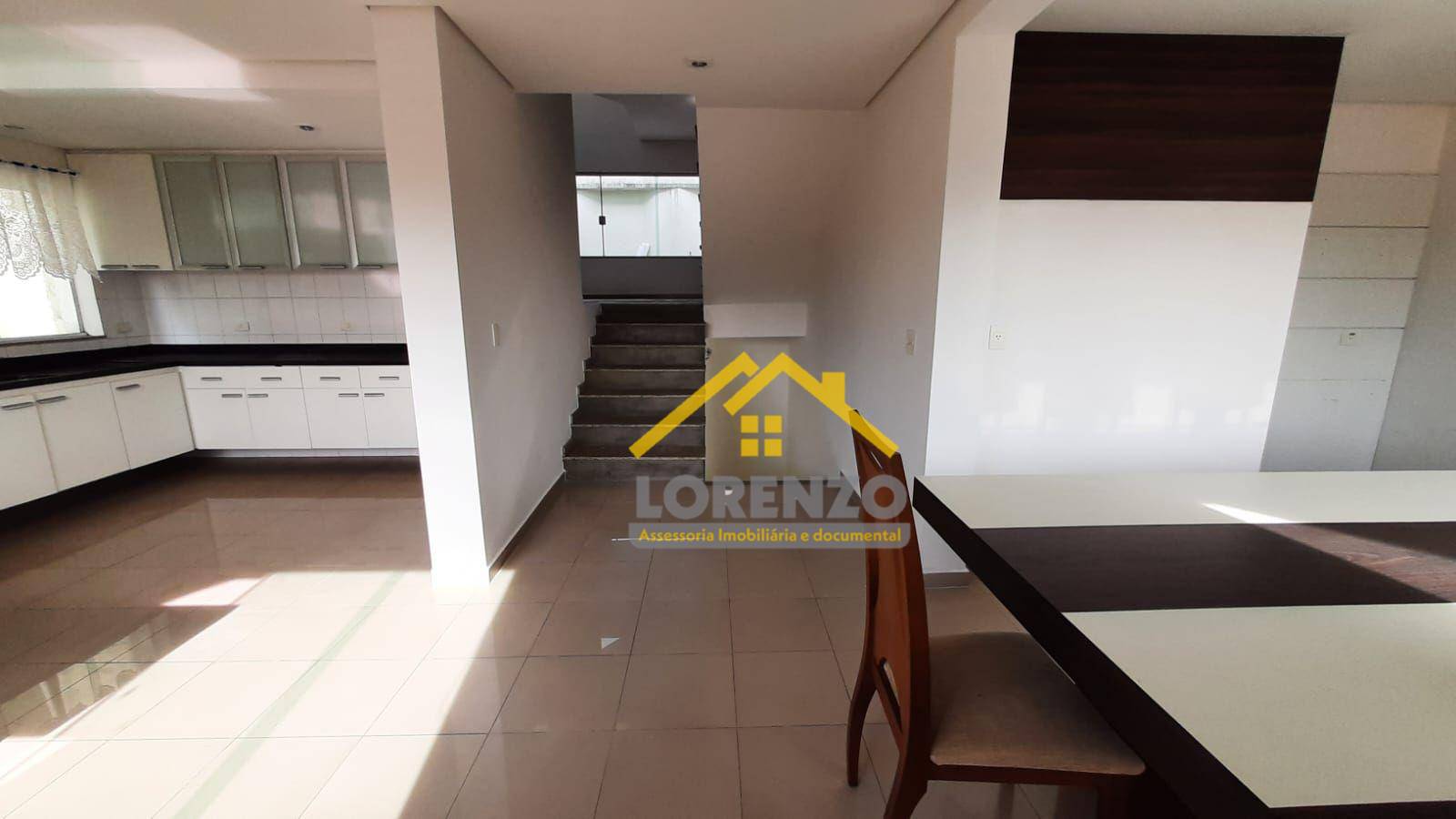 Sobrado à venda com 5 quartos, 330m² - Foto 13