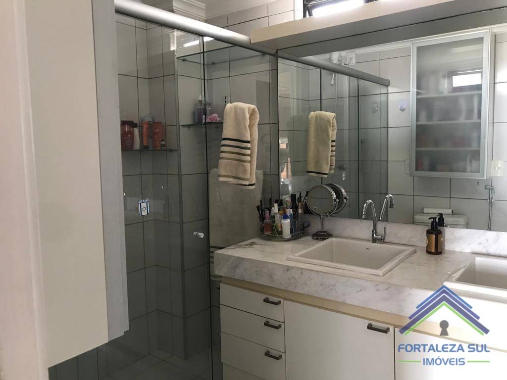 Apartamento à venda com 4 quartos, 175m² - Foto 13