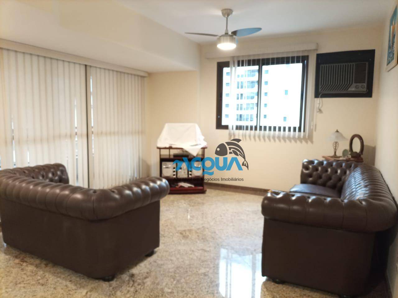 Apartamento à venda com 3 quartos, 170m² - Foto 2