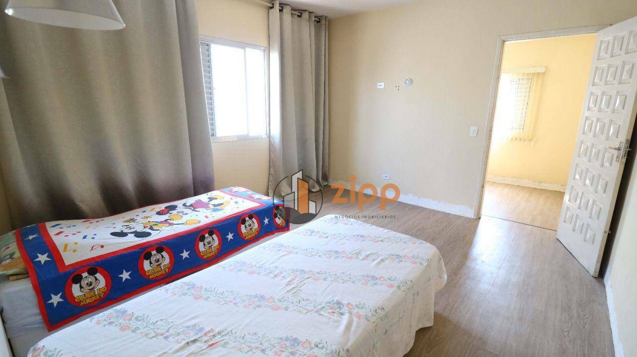 Sobrado à venda com 5 quartos, 226m² - Foto 4