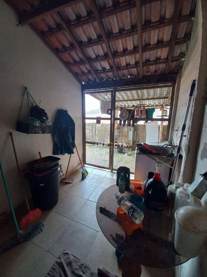 Chácara à venda com 3 quartos, 90m² - Foto 11