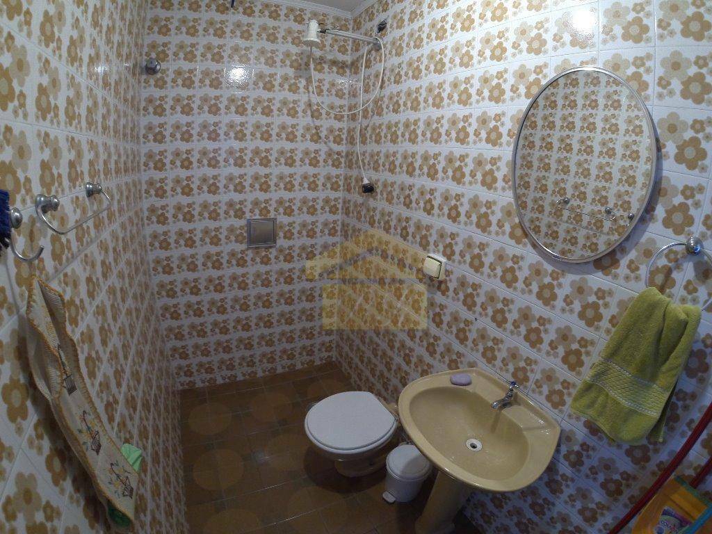 Casa à venda com 3 quartos, 180m² - Foto 20