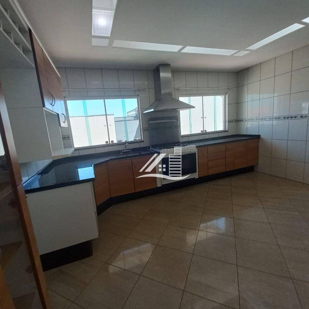 Sobrado à venda com 3 quartos, 257m² - Foto 61