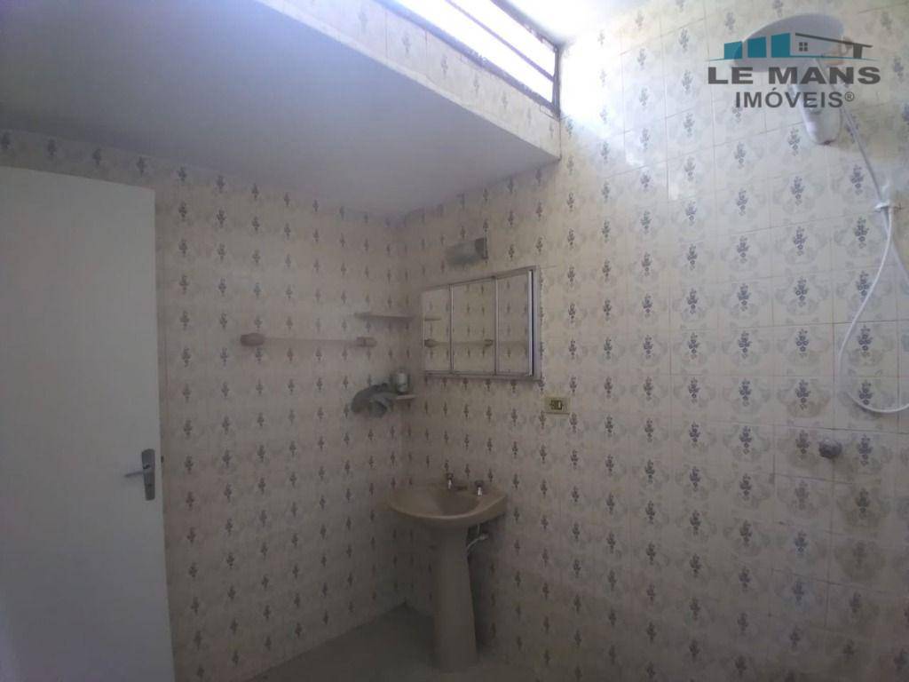 Casa à venda com 3 quartos, 180m² - Foto 17