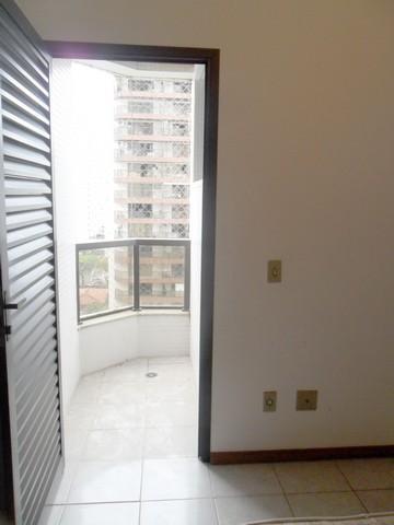 Apartamento à venda e aluguel com 3 quartos, 136m² - Foto 7