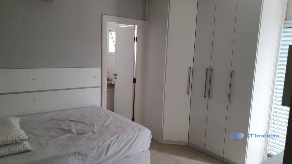 Casa de Condomínio à venda com 4 quartos, 384m² - Foto 10