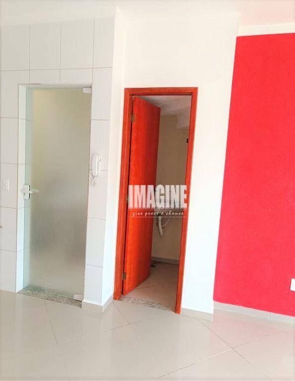 Sobrado à venda com 2 quartos, 112m² - Foto 4