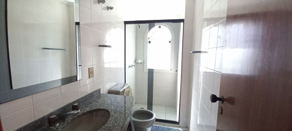 Apartamento à venda e aluguel com 3 quartos, 135m² - Foto 18