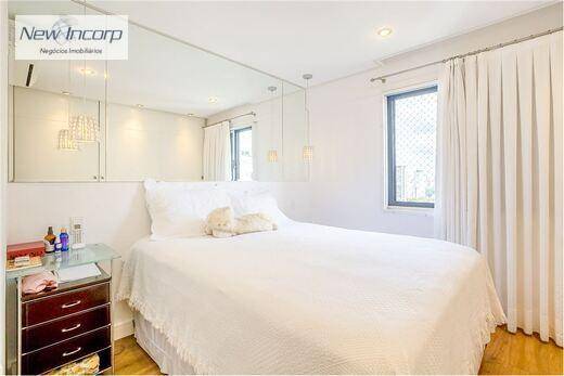 Apartamento à venda com 2 quartos, 98m² - Foto 17