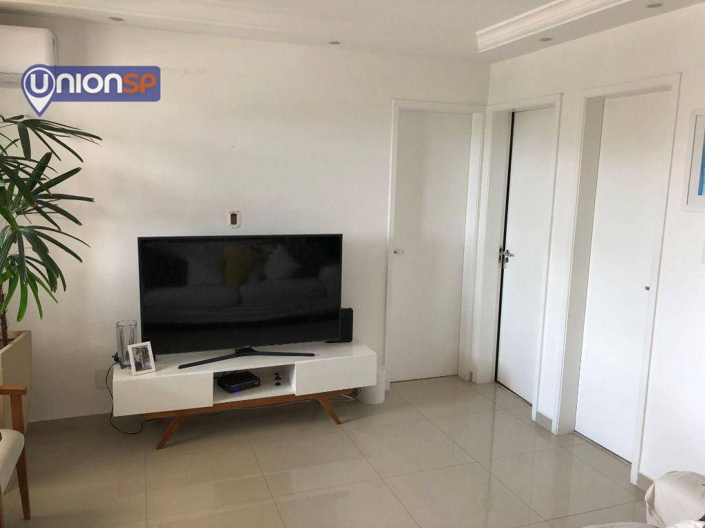 Apartamento à venda com 3 quartos, 105m² - Foto 2