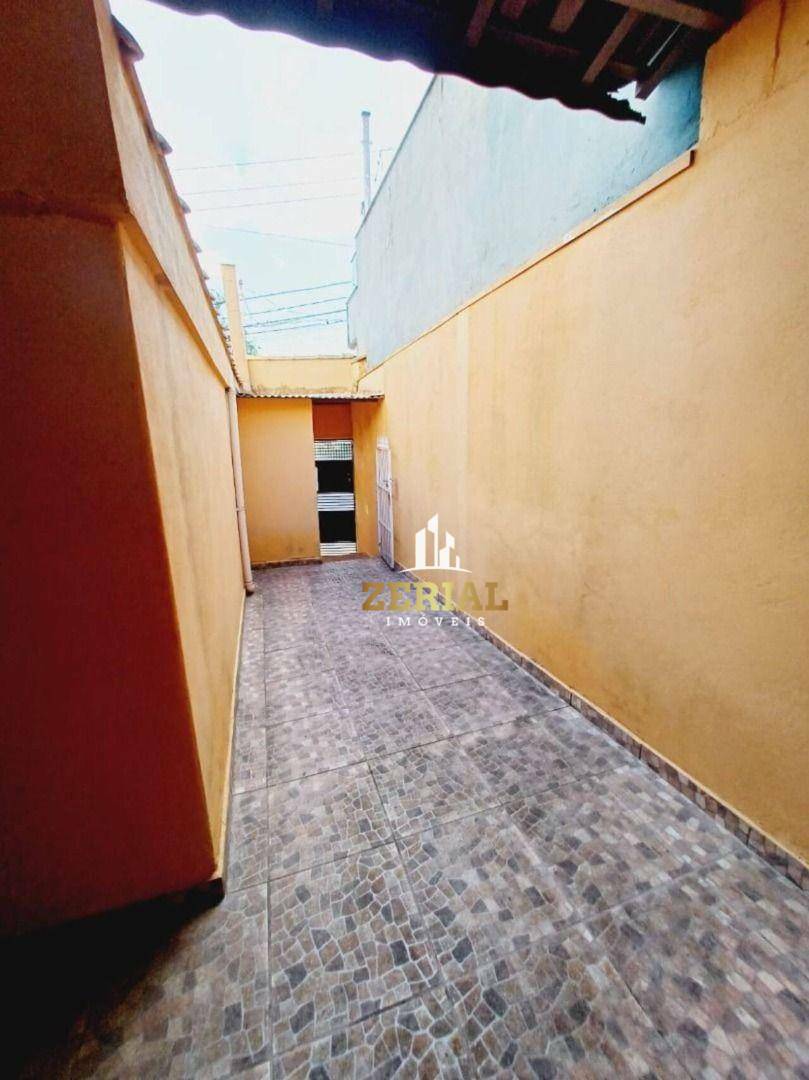 Casa à venda com 2 quartos, 160m² - Foto 12