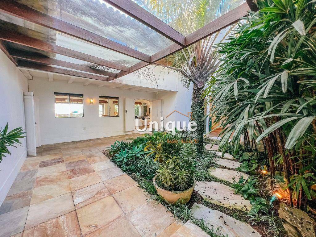 Casa à venda com 7 quartos, 645m² - Foto 28