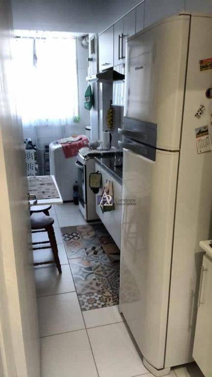 Apartamento à venda com 3 quartos, 79m² - Foto 11