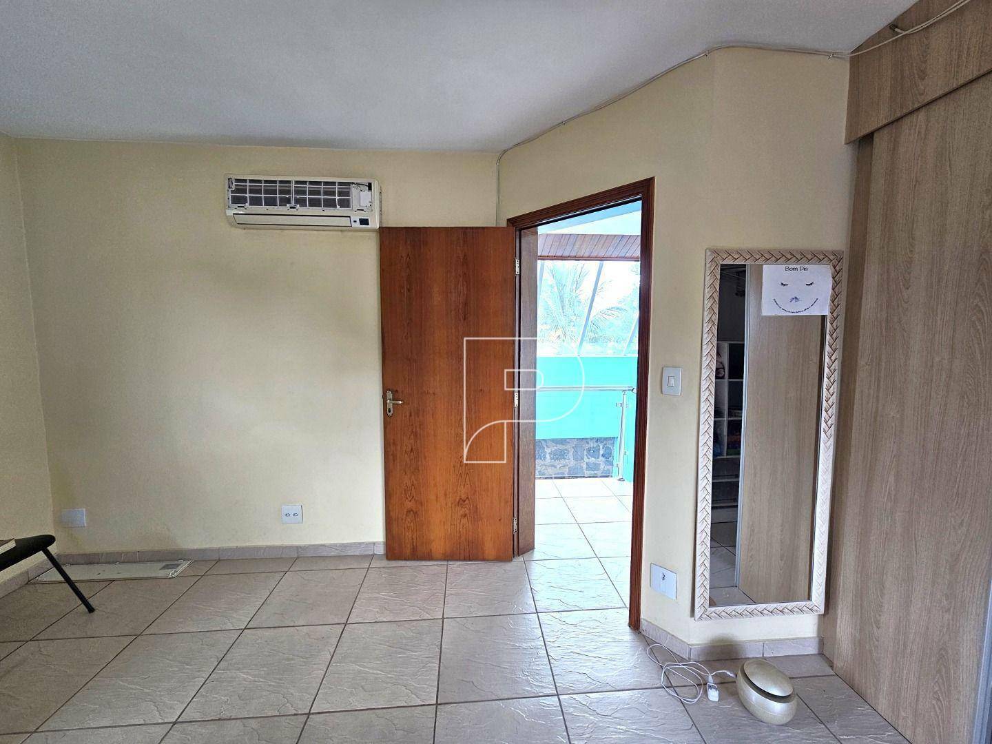 Casa à venda com 3 quartos, 250m² - Foto 25