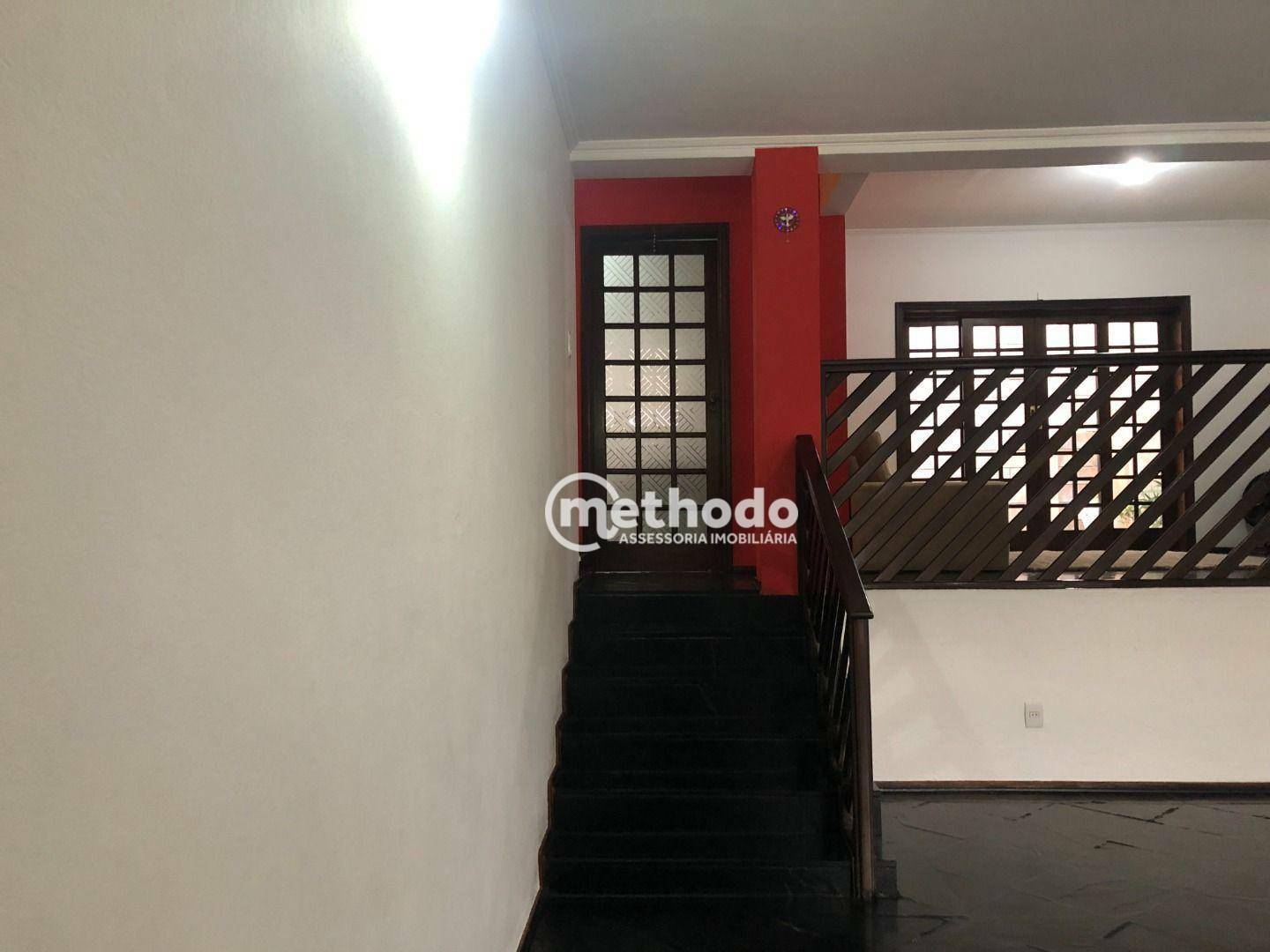 Casa à venda com 3 quartos, 259m² - Foto 5