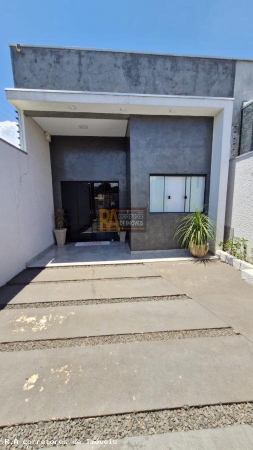 Casa à venda com 2 quartos, 1m² - Foto 3