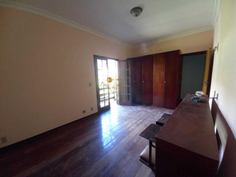 Casa de Condomínio à venda com 5 quartos, 212m² - Foto 25